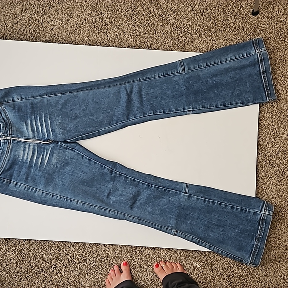 BeBE jeans size 28 womens